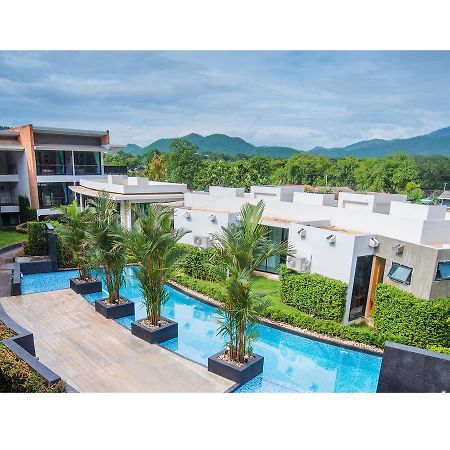 B2 Mae Hong Son Premier Hotel Екстериор снимка