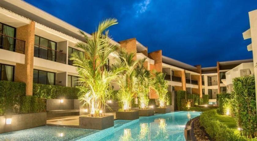 B2 Mae Hong Son Premier Hotel Екстериор снимка