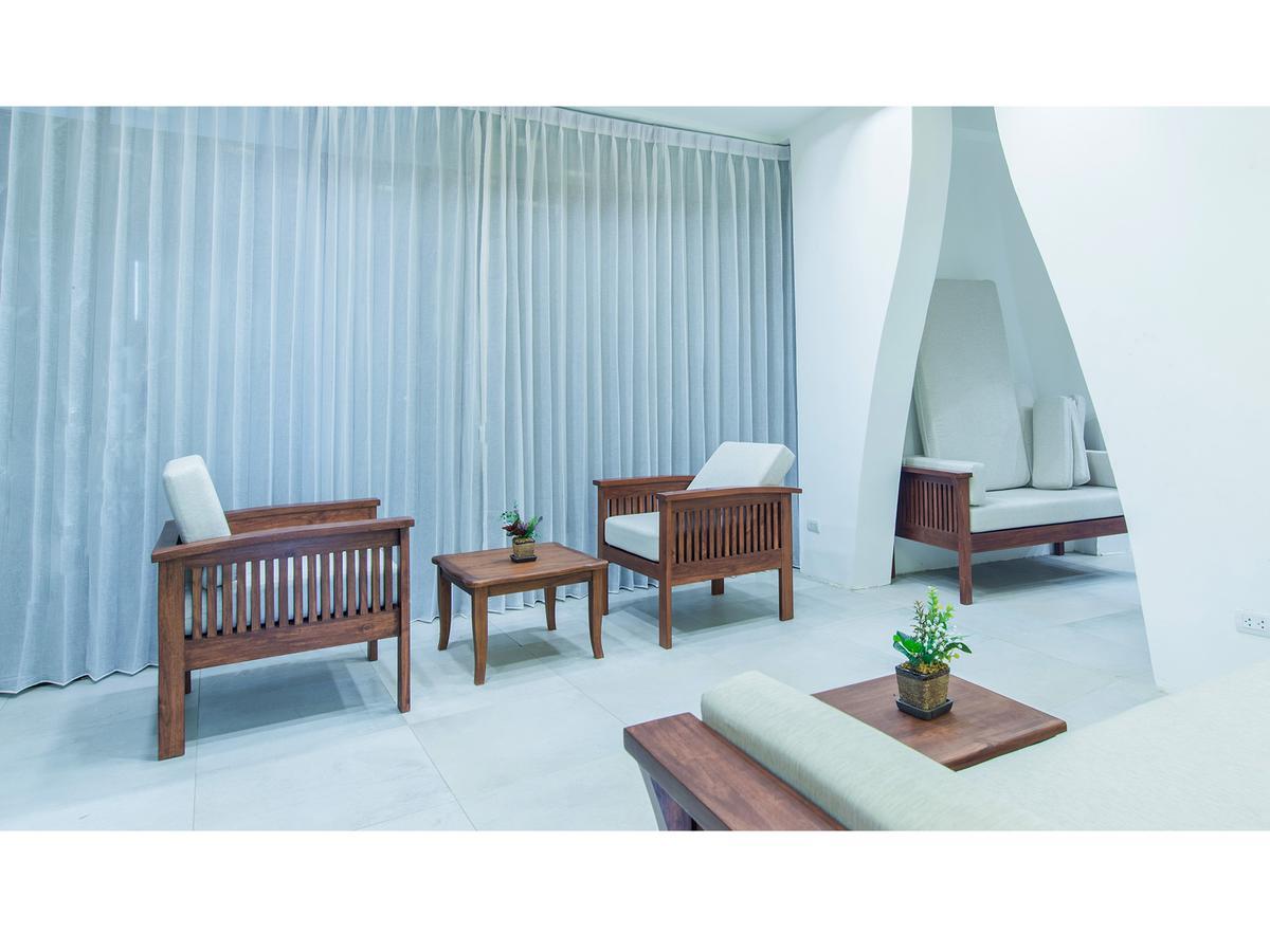 B2 Mae Hong Son Premier Hotel Екстериор снимка