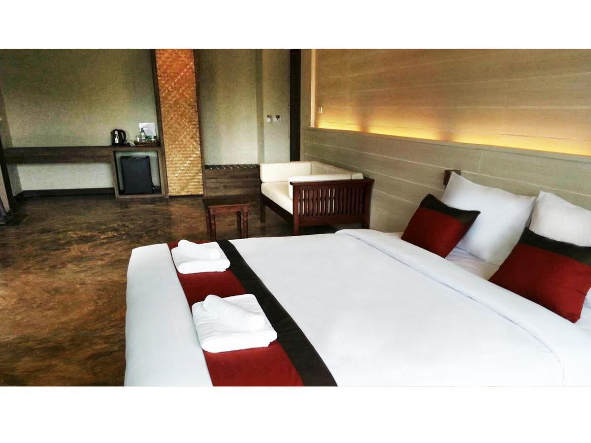 B2 Mae Hong Son Premier Hotel Екстериор снимка